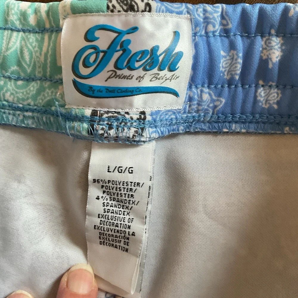 NWT Men's Fresh Prints of‎ Bel Air Board Shorts Size Large